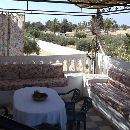 Menzel Churasco Djerba Aghīr Buitenkant foto