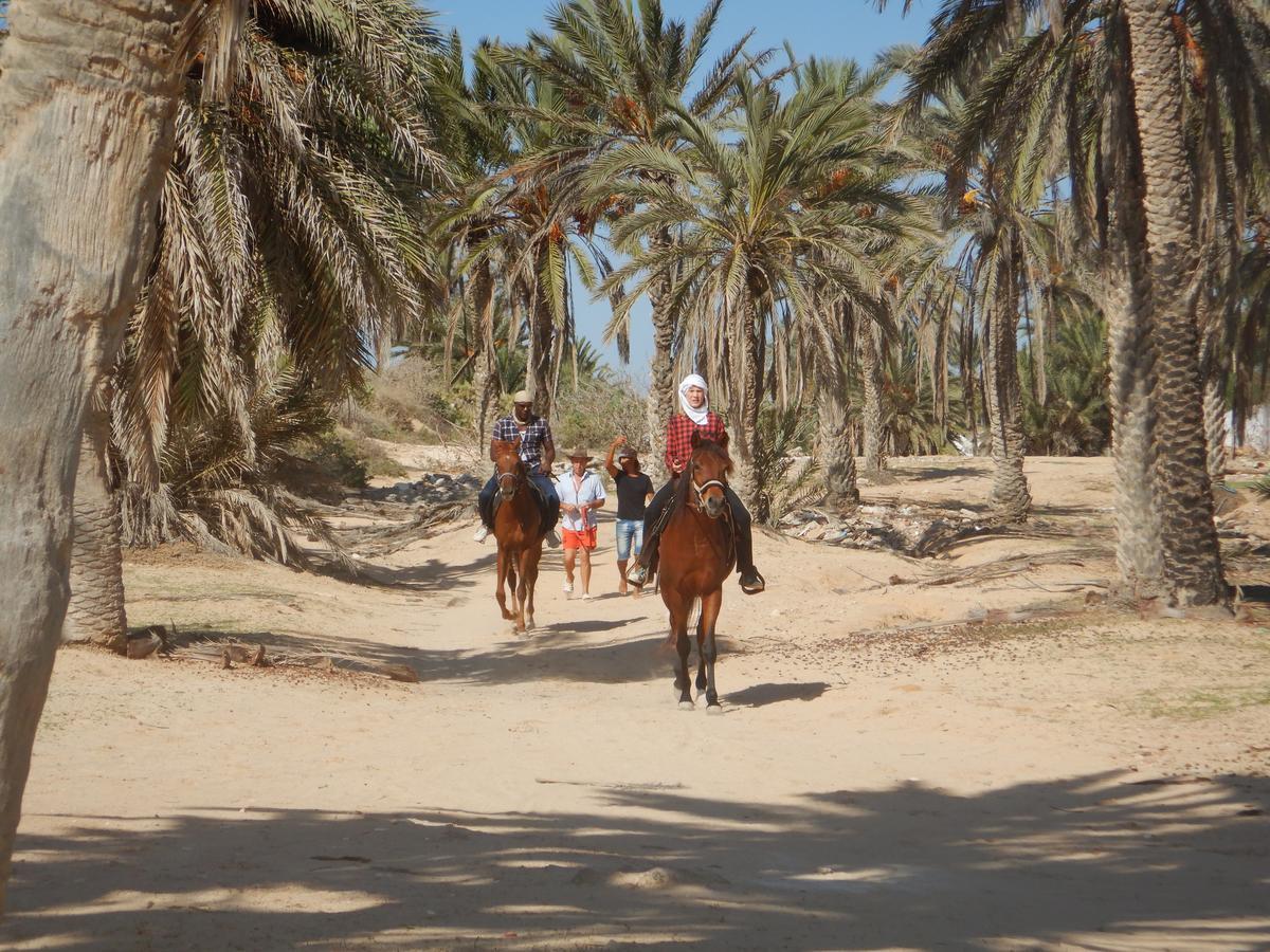 Menzel Churasco Djerba Aghīr Buitenkant foto