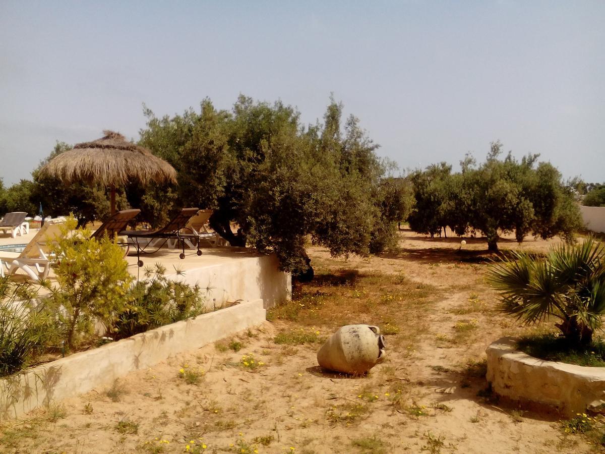 Menzel Churasco Djerba Aghīr Buitenkant foto