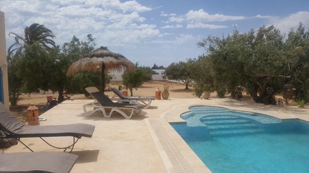 Menzel Churasco Djerba Aghīr Buitenkant foto