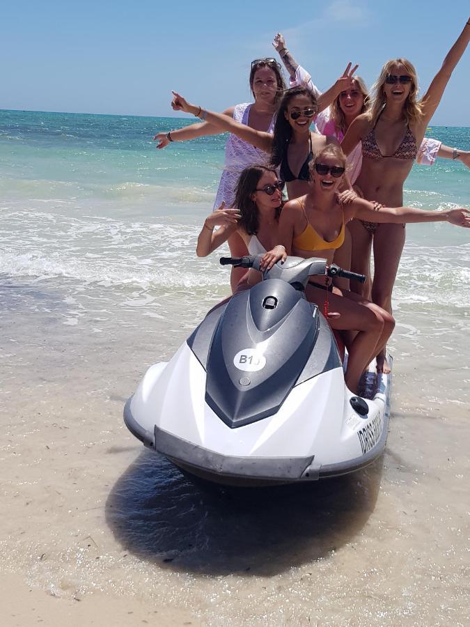 Menzel Churasco Djerba Aghīr Buitenkant foto